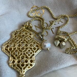 Kendra Scott Necklace